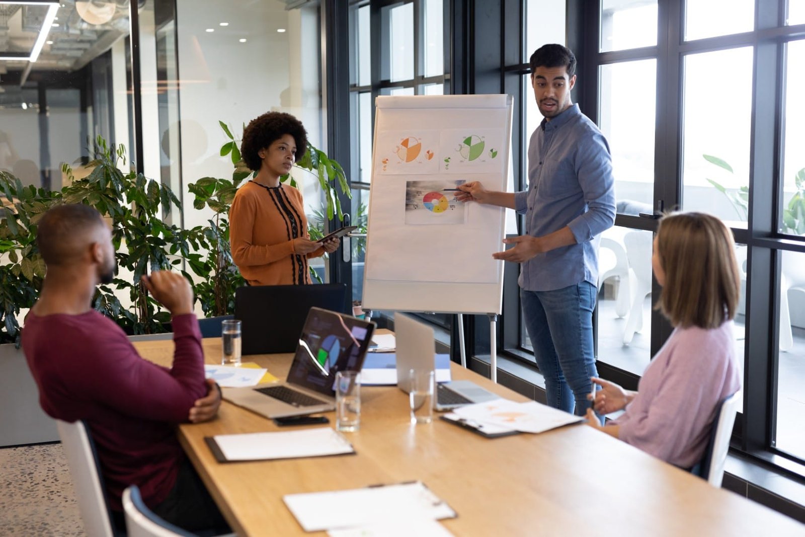 diverse-group-of-business-people-working-in-creati-2025-04-03-00-40-45-utc